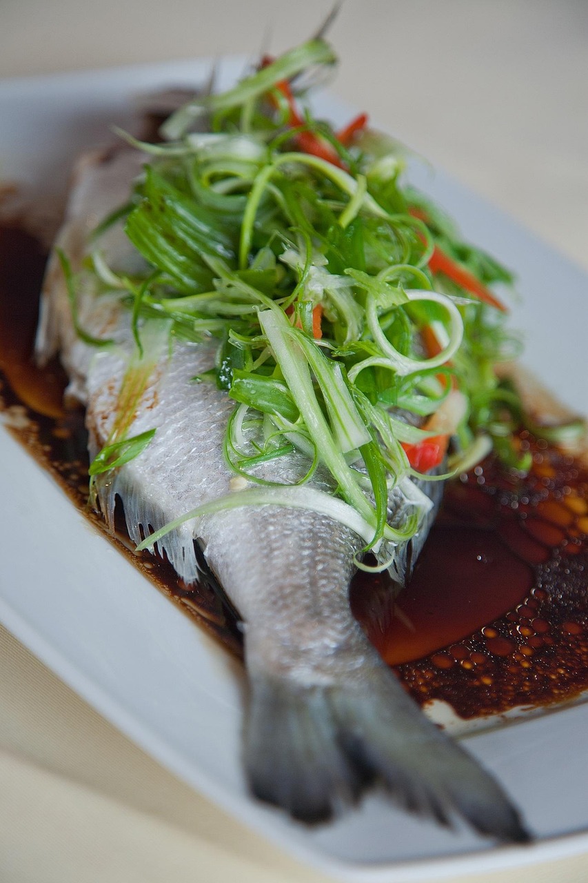 年夜饭的独特魅力，十二道菜仅受皮外伤