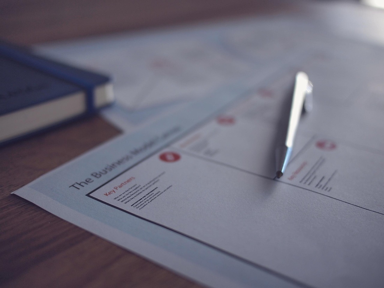 关于祖父母去世请不了丧假的困境与代表建议修改的探讨